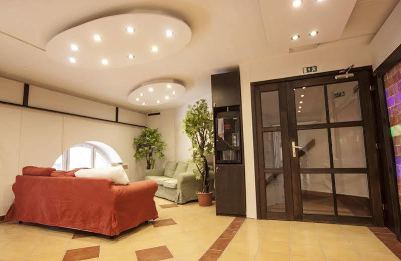 Walking Bed Budapest Downtown Hostel Exterior photo