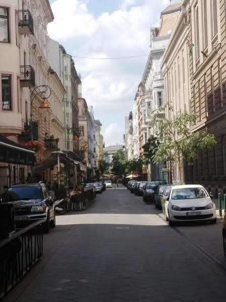 Walking Bed Budapest Downtown Hostel Exterior photo